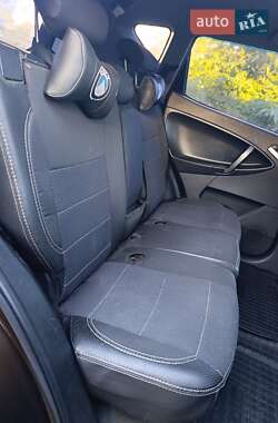 Позашляховик / Кросовер Geely Emgrand X7 2015 в 