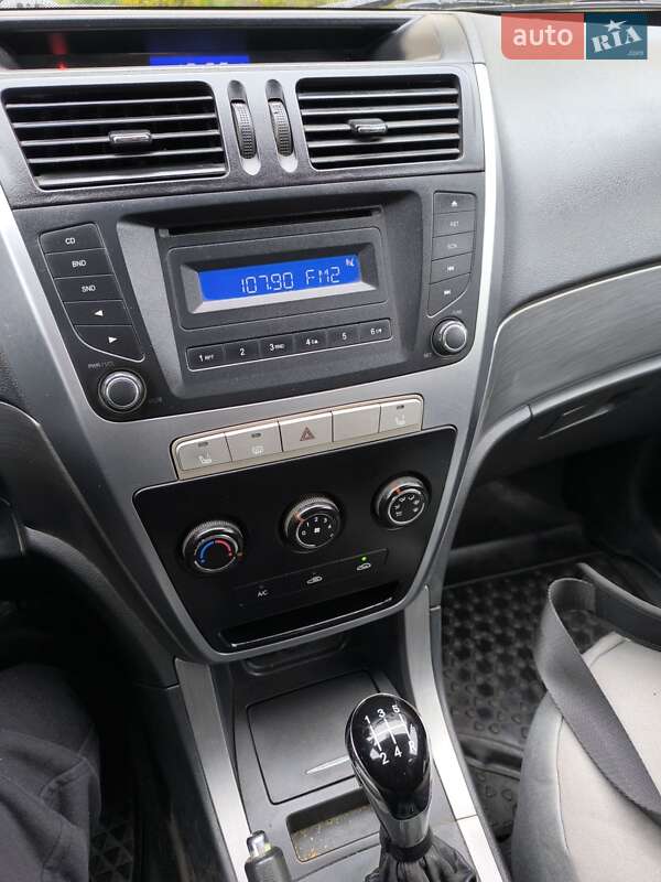 Внедорожник / Кроссовер Geely Emgrand X7 2013 в Харькове