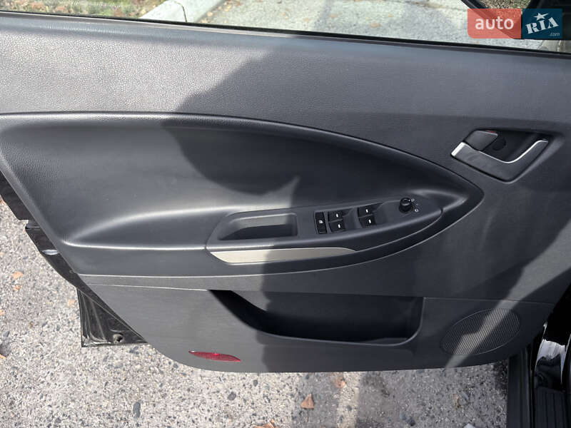 Позашляховик / Кросовер Geely Emgrand X7 2013 в Полтаві фото 15 Позашляховик / Кросовер Geely Emgrand X7 2013 в Полтаві