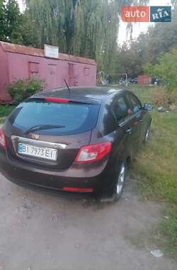 Хэтчбек Geely Emgrand 2013 в 