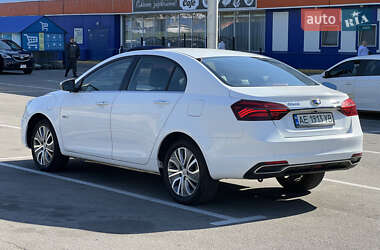 Седан Geely Emgrand 2018 в 