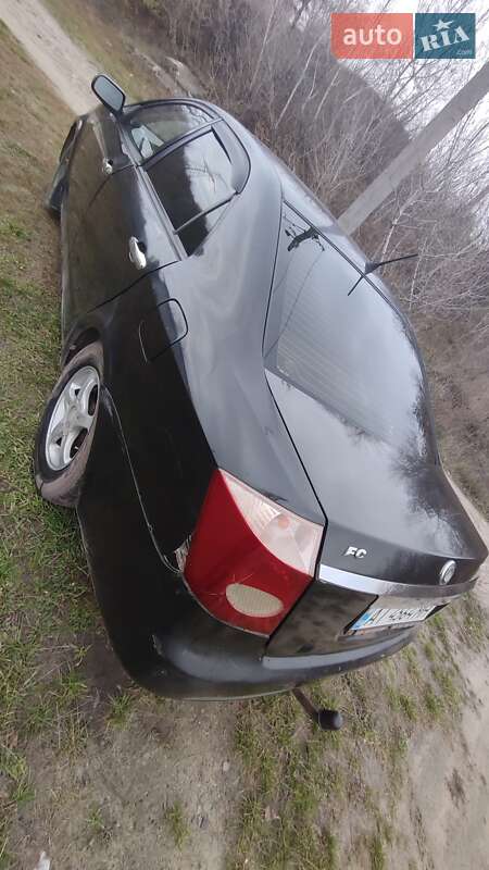 Седан Geely FC 2008 в Каневі