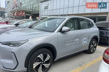 Позашляховик / Кросовер Geely Galaxy E5 2025 в Києві