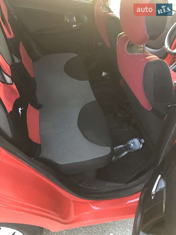 Хетчбек Geely GC2 2013 в Макарові