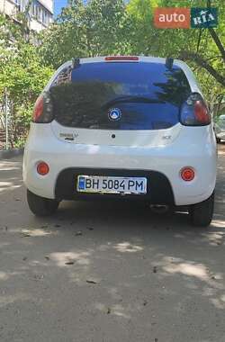 Хэтчбек Geely GC2 2014 в 