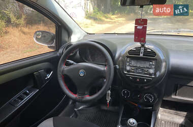 Хэтчбек Geely GC2 2013 в 