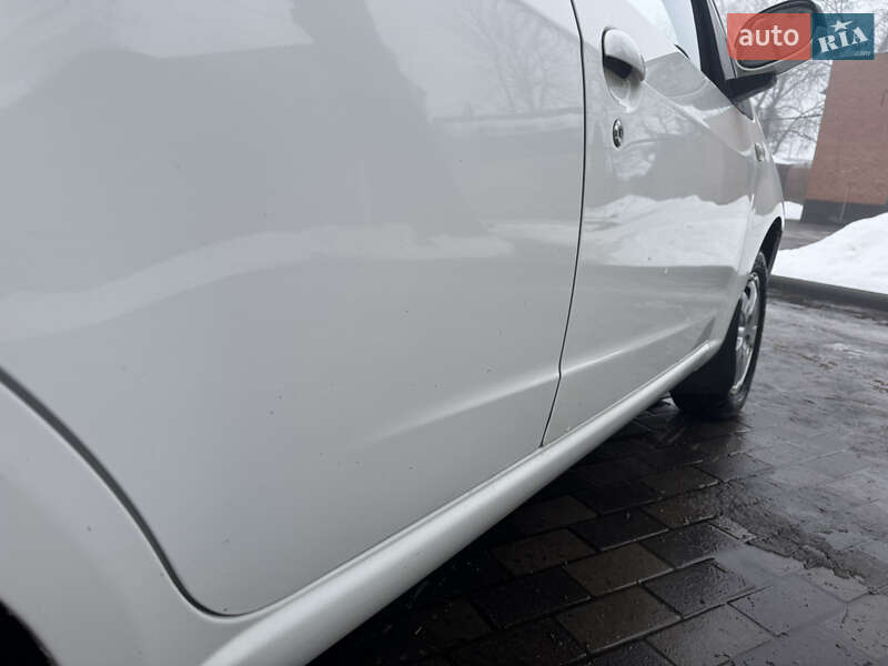 Хэтчбек Geely GC2 2013 в Лубнах