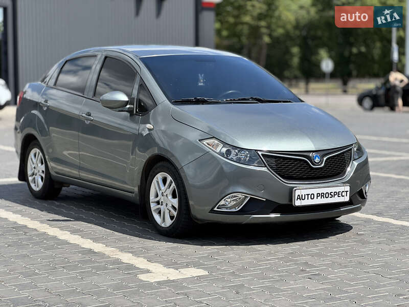 Geely GC5 2015