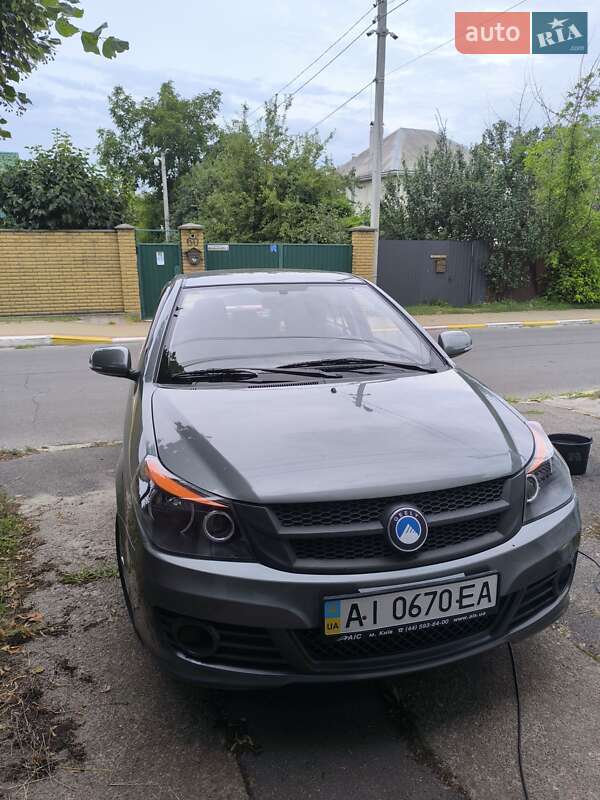 Geely GC6 2014