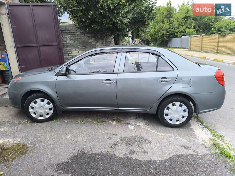 Седан Geely GC6 2014 в Ирпене