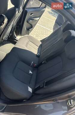 Седан Geely GC6 2015 в 