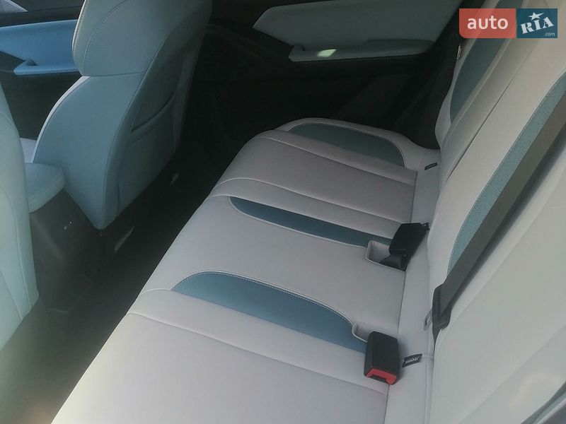 Внедорожник / Кроссовер Geely Geometry E 2023 в Киеве