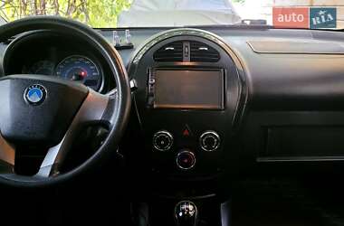Хетчбек Geely GХ2 2014 в 