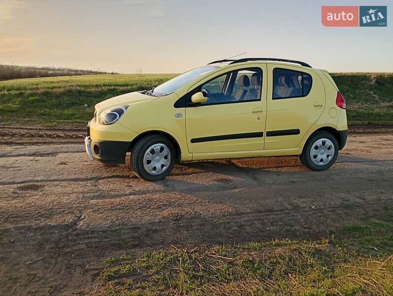 Хетчбек Geely GХ2 2014 в 