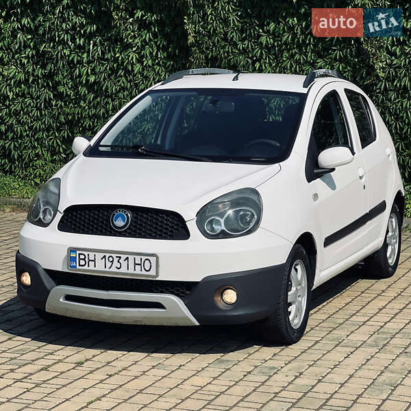 Хэтчбек Geely GХ2 2014 в 