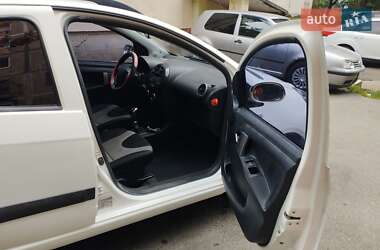 Хэтчбек Geely GХ2 2013 в 