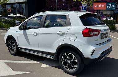 Позашляховик / Кросовер Geely Kandi EX3 2018 в 