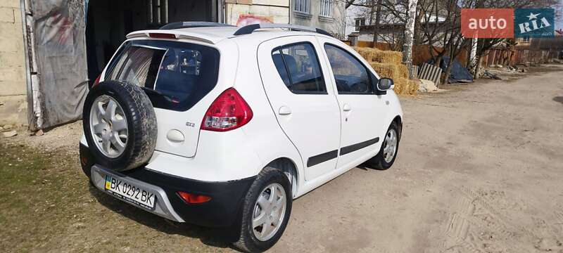 Позашляховик / Кросовер Geely LC Cross 2013 в Кременці