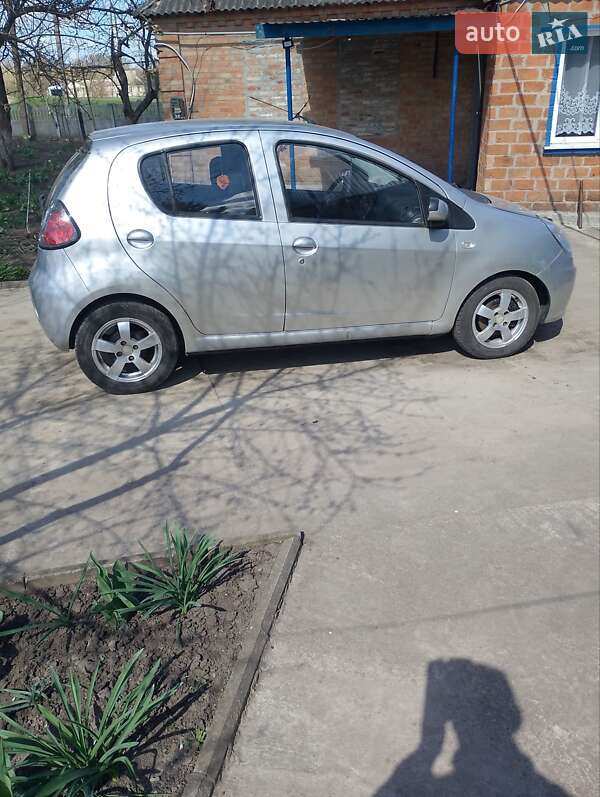 Хетчбек Geely LC 2012 в Дніпрі