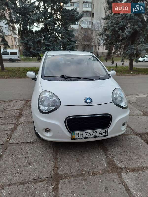 Хэтчбек Geely LC 2012 в 