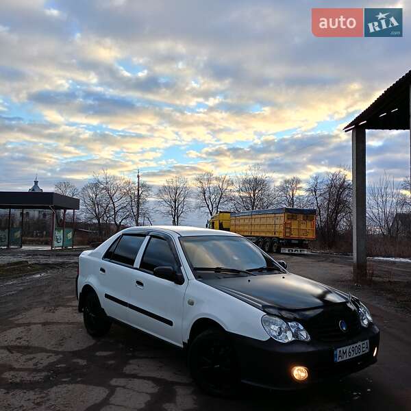 Хэтчбек Geely MK-2 2009 в Попельне