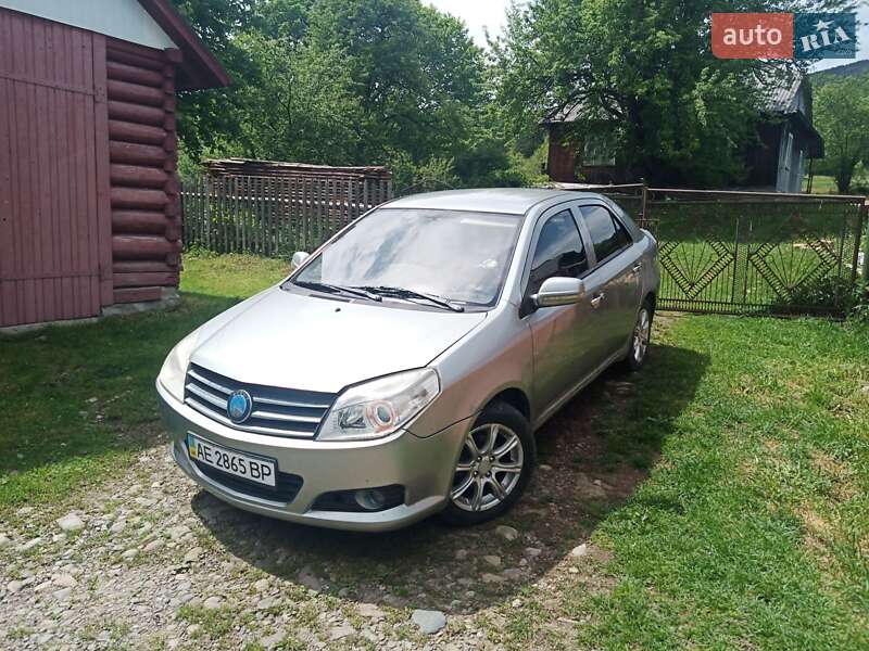 Седан Geely MK-2 2012 в Солотвине
