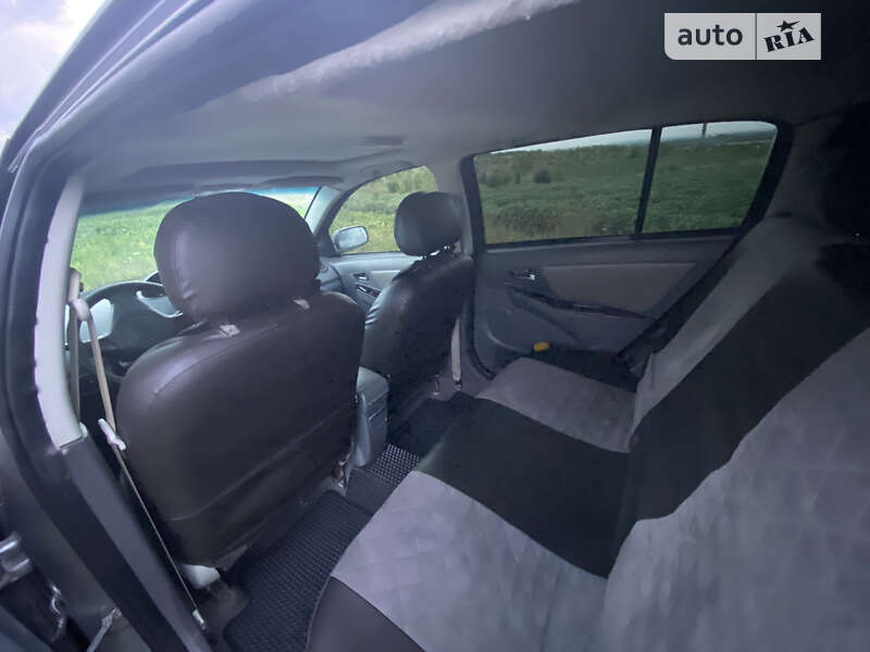 Хэтчбек Geely MK-2 2009 в Луцке
