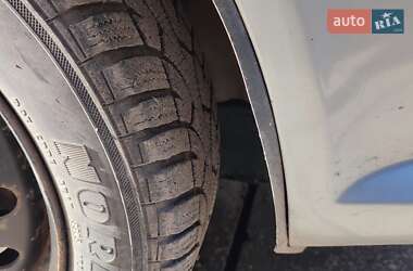 Хэтчбек Geely MK-2 2011 в 