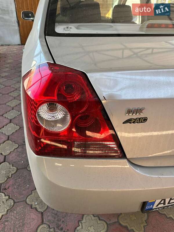 Седан Geely MK-2 2014 в Дніпрі