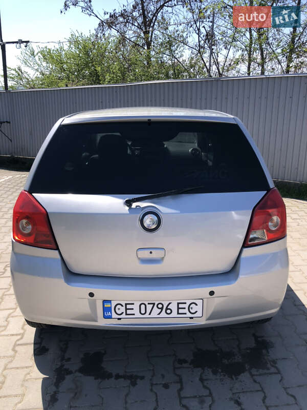 Хетчбек Geely MK-2 2010 в Чернівцях
