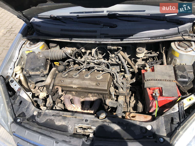 Хетчбек Geely MK-2 2010 в Чернівцях