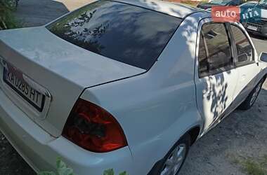 Хэтчбек Geely MK-2 2012 в 