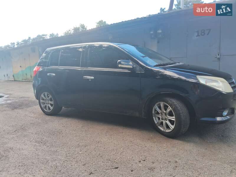 Хэтчбек Geely MK-2 2011 в 