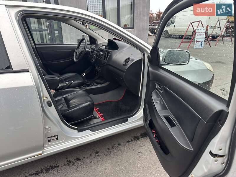 Хэтчбек Geely MK-2 2011 в Чернигове фото 8 Хэтчбек Geely MK-2 2011 в Чернигове