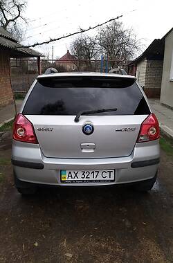 Хэтчбек Geely MK Cross 2012 в Тростянце