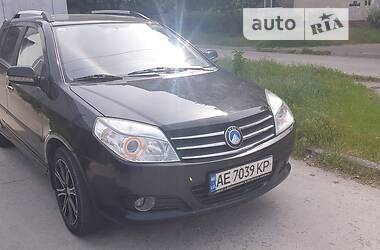 Хэтчбек Geely MK Cross 2013 в Каменском