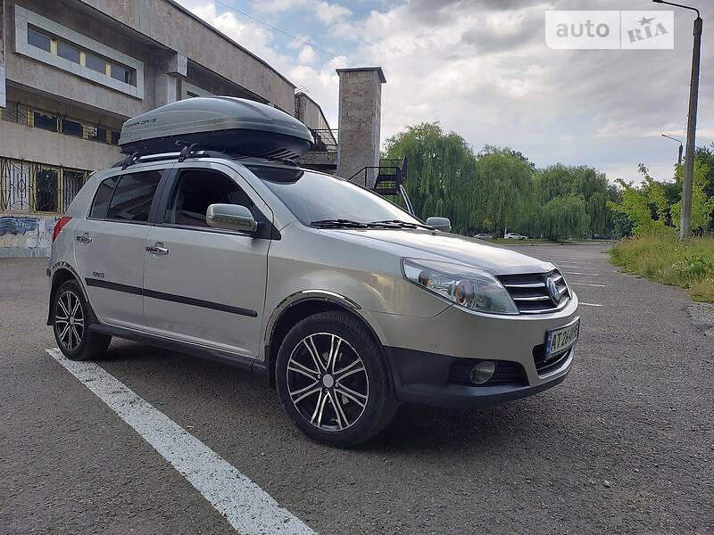 Хэтчбек Geely MK Cross 2013 в 