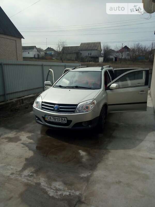 Позашляховик / Кросовер Geely MK Cross 2013 в Лисянці