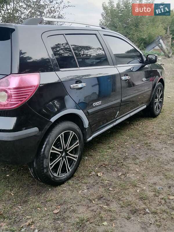 Хэтчбек Geely MK Cross 2013 в 