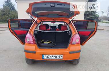 Хэтчбек Geely MK Cross 2013 в 