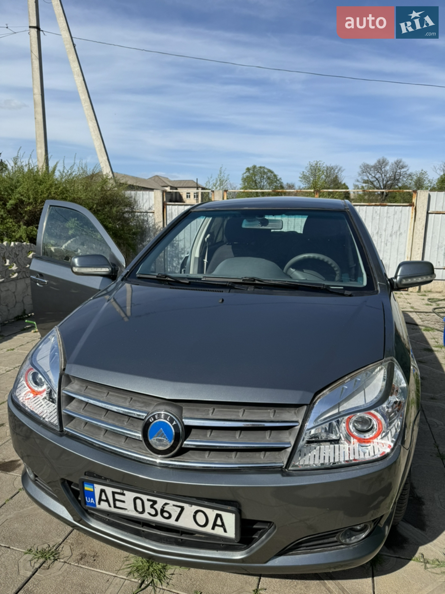 Geely MK Cross, 2010