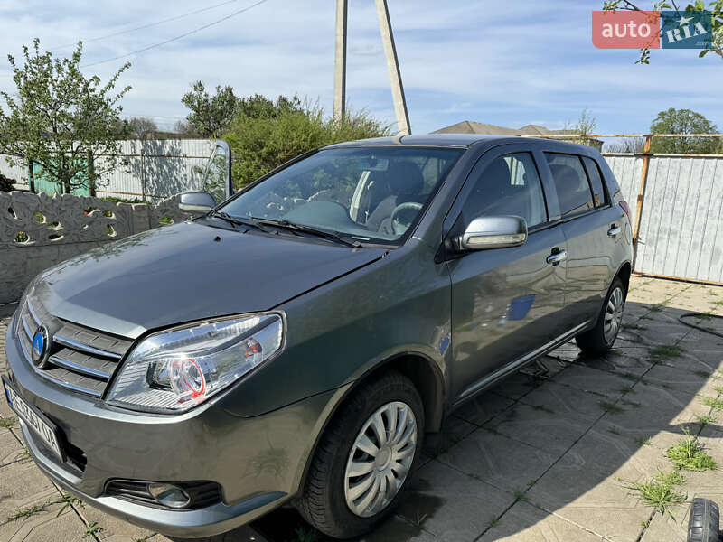 Хэтчбек Geely MK Cross 2010 в Першотравенске фото 4 Хэтчбек Geely MK Cross 2010 в Першотравенске