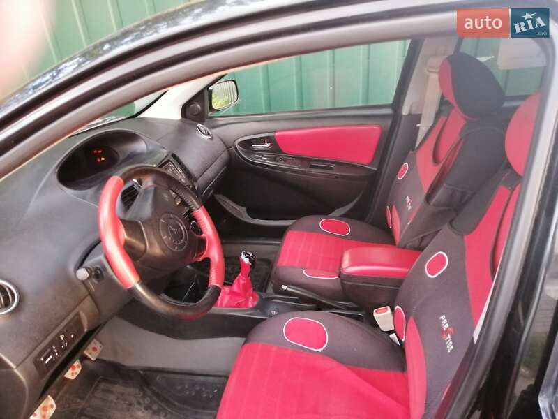 Хэтчбек Geely MK Cross 2014 в Новгород-Северском