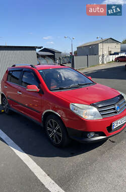 Хэтчбек Geely MK Cross 2011 в 