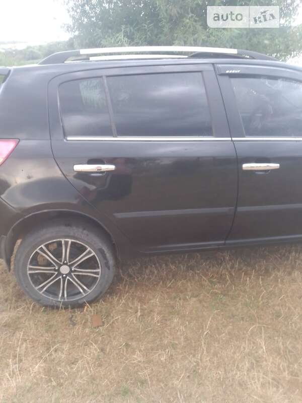 Хэтчбек Geely MK Cross 2012 в Подольске