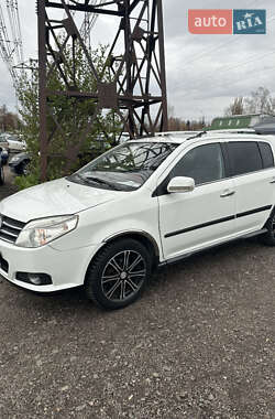 Хэтчбек Geely MK Cross 2013 в 