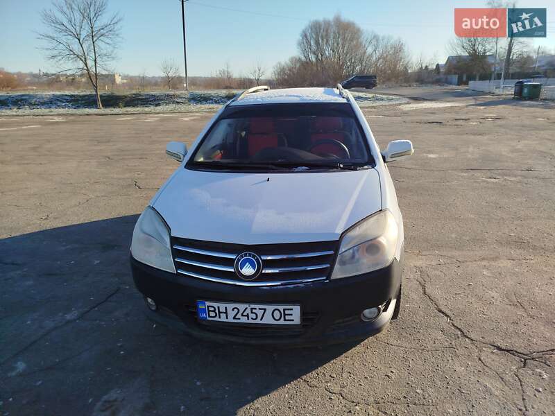 Хэтчбек Geely MK Cross 2013 в 