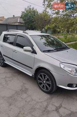 Хетчбек Geely MK Cross 2013 в Новгородці