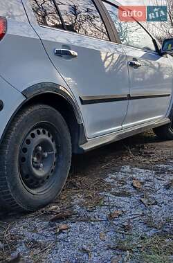 Хэтчбек Geely MK Cross 2014 в 