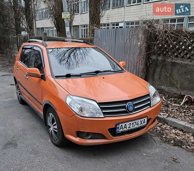 Geely MK Cross 2012